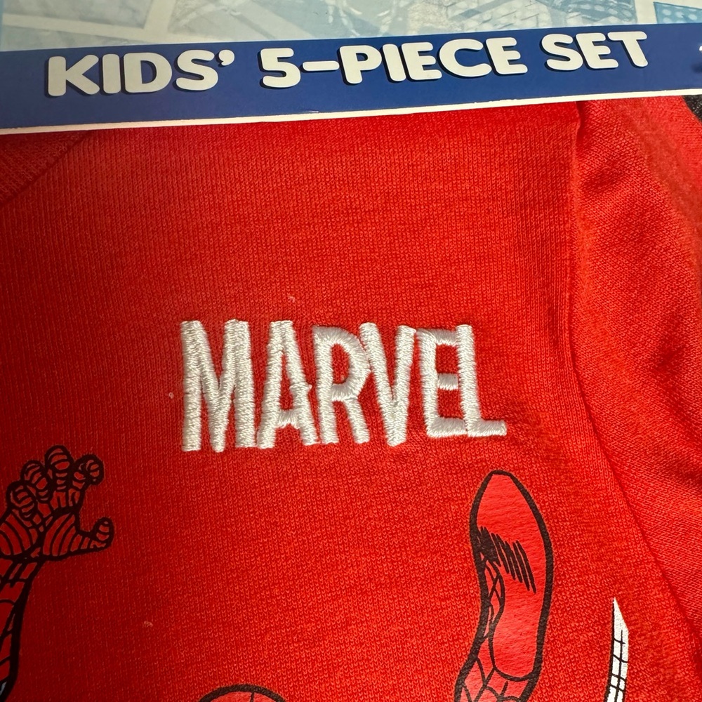 Size 4T 
Marvel Avengers X-Men Kids 5-piece Set - Picture 2 of 10